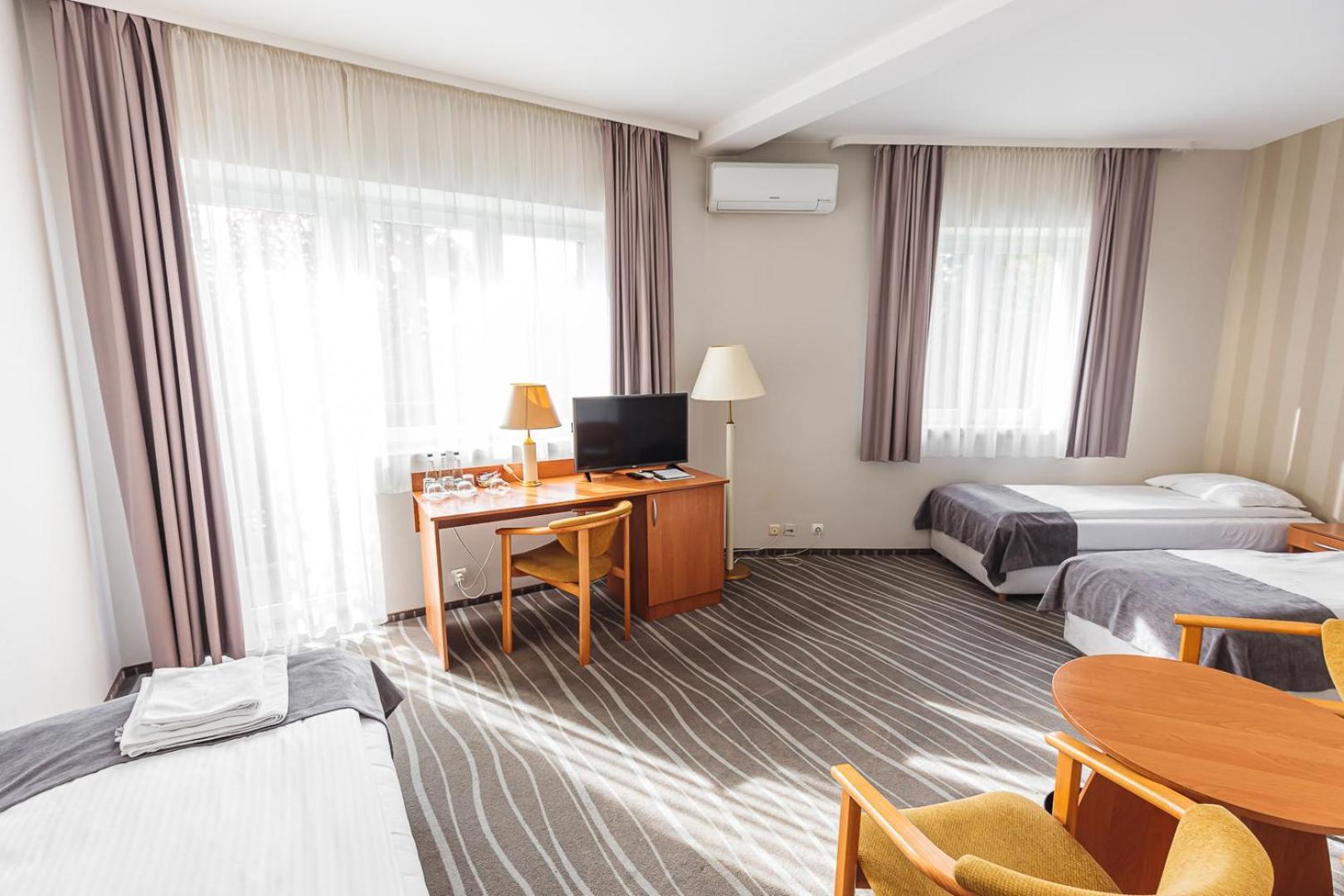 Hotel Akwawit Leszno  Exterior foto